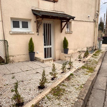 T2 Cosy / Quartier Calme / Magasins D'Usine A Proximite Apartamento Saint-Julien-les-Villas Exterior foto