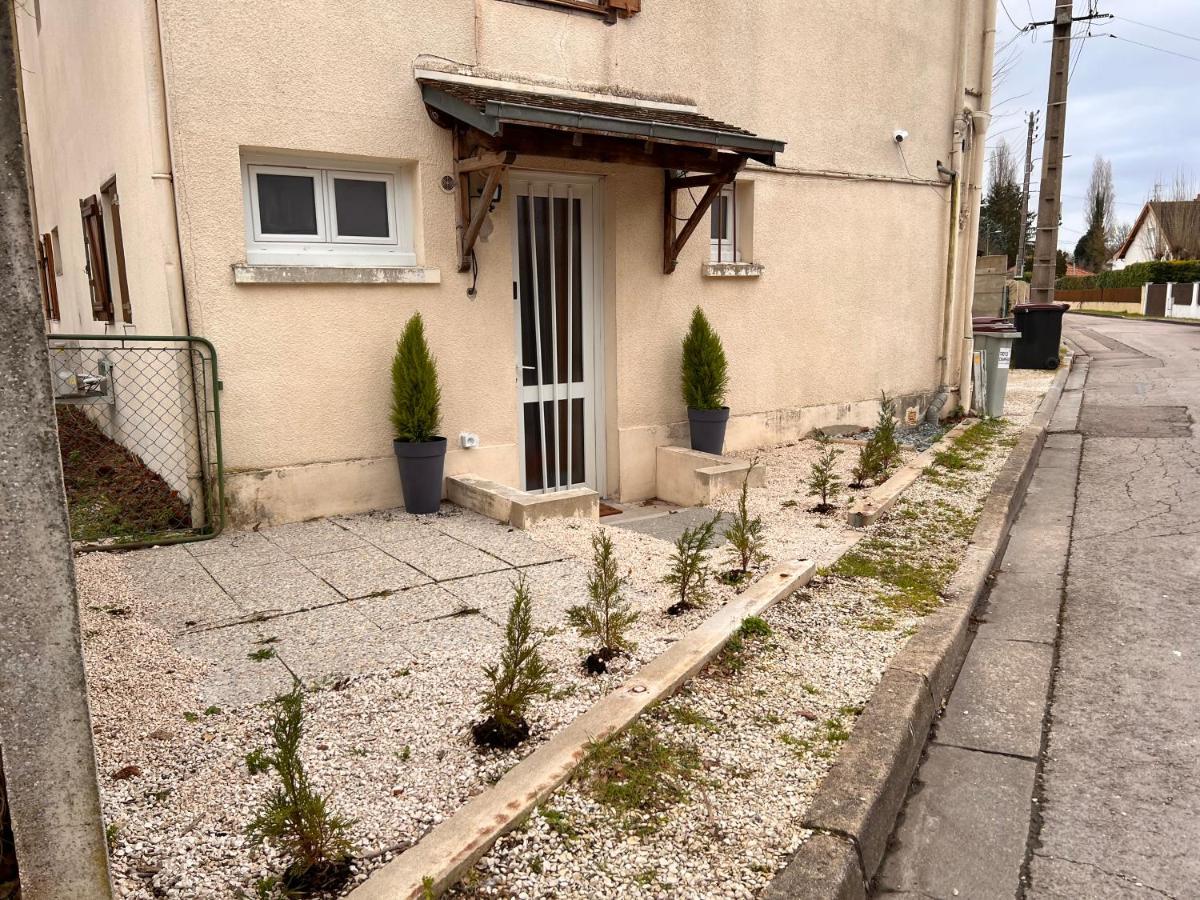 T2 Cosy / Quartier Calme / Magasins D'Usine A Proximite Apartamento Saint-Julien-les-Villas Exterior foto